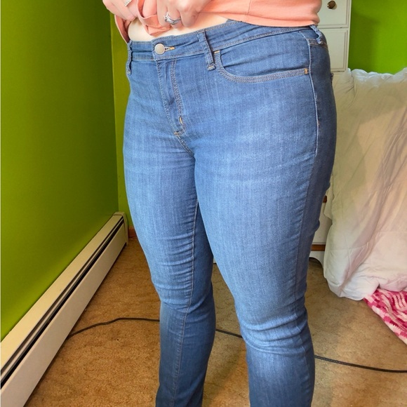 Universal Thread skinny jeans size 10/30R - Picture 4 of 7